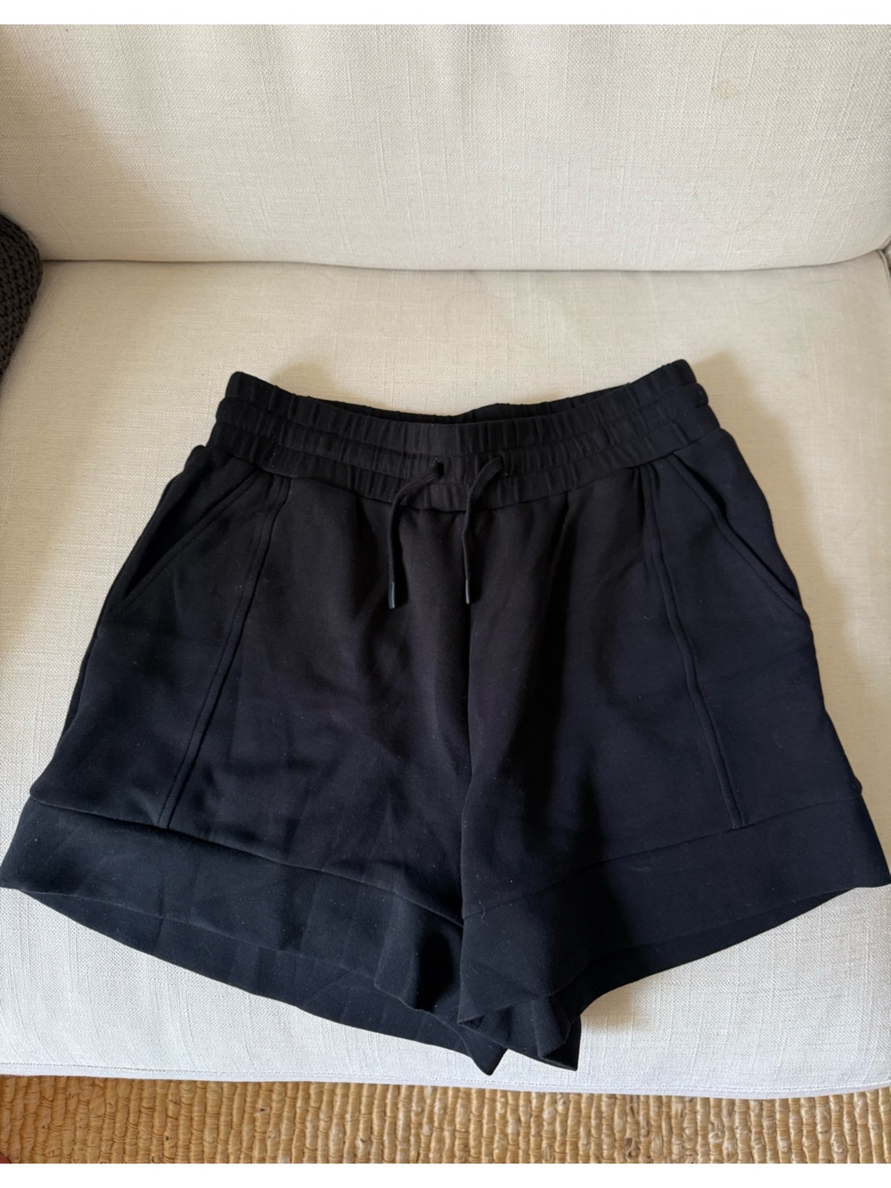 Varley DoubleSoft Black Shorts - M